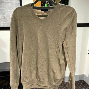 Long Sleeve. Tan. Gap. Mens T-Shirt. Medium.